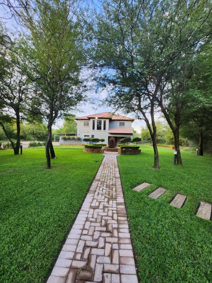 Rip Van Winkel Guest House Lephalale Εξωτερικό φωτογραφία